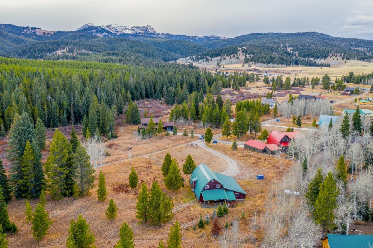 Forest Edge Home West Yellowstone Buitenkant foto
